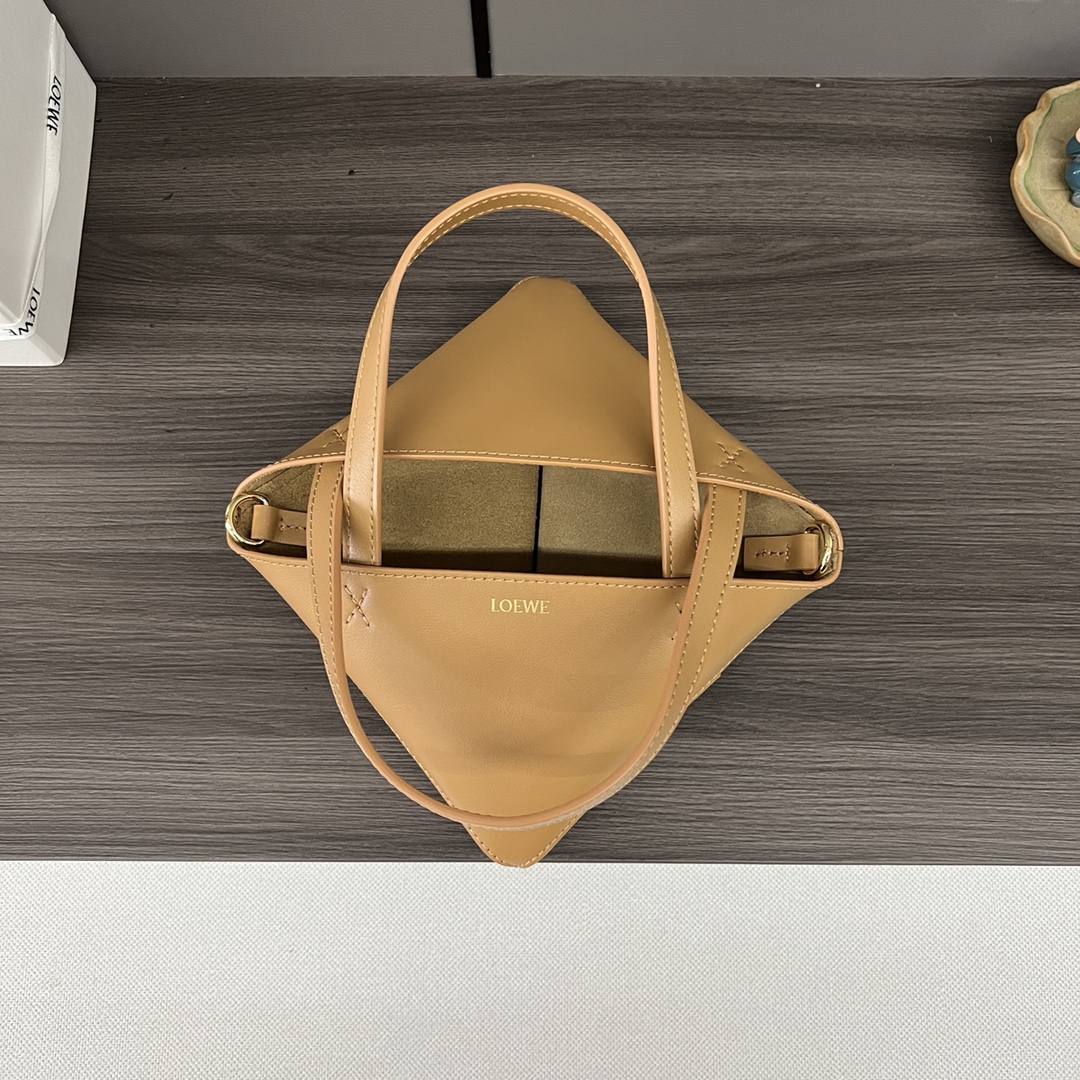 Loewe Shopping Bags